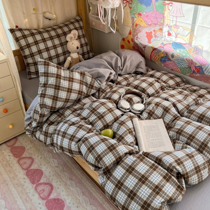 Black & Brown Plaid Bedding Set