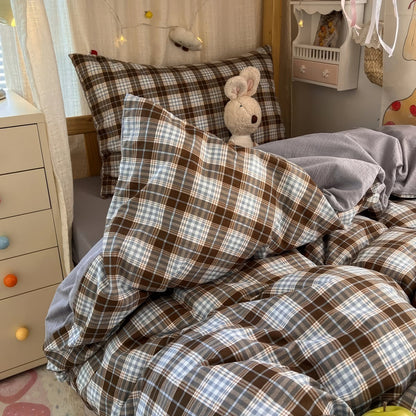 Black & Brown Plaid Bedding Set