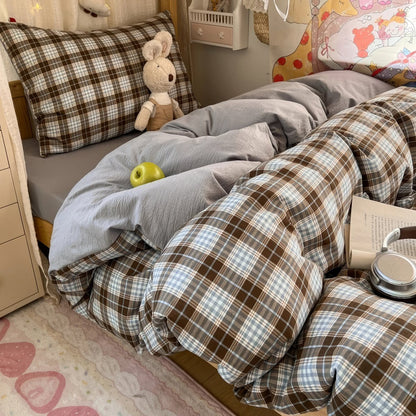 Black & Brown Plaid Bedding Set