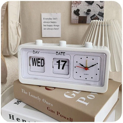 Vintage Mechanical Flip Clock AESTHETIC_Soft Girl SUB CATEGORY_Desk Accessories