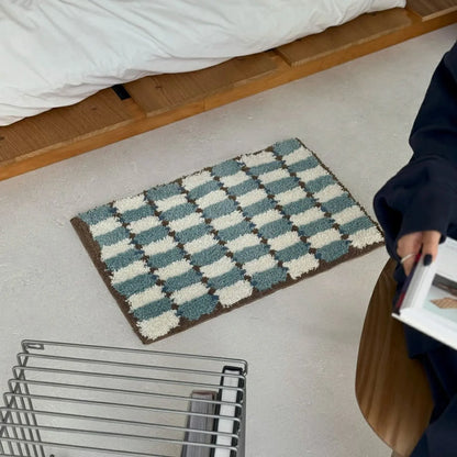 Wavy Checkerboard Plush Accent Rug