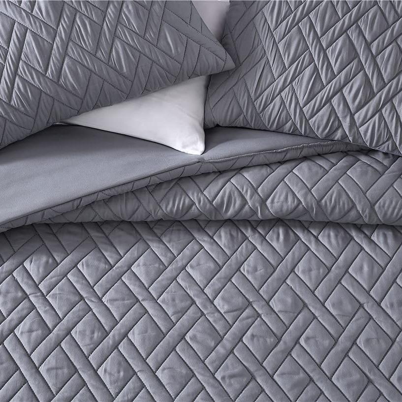 3-Piece: Embossed Quilted Larch Bedding Comforter Set __label2:BOGO 30% OFF __stock:250 Bedding refund_fee:1800