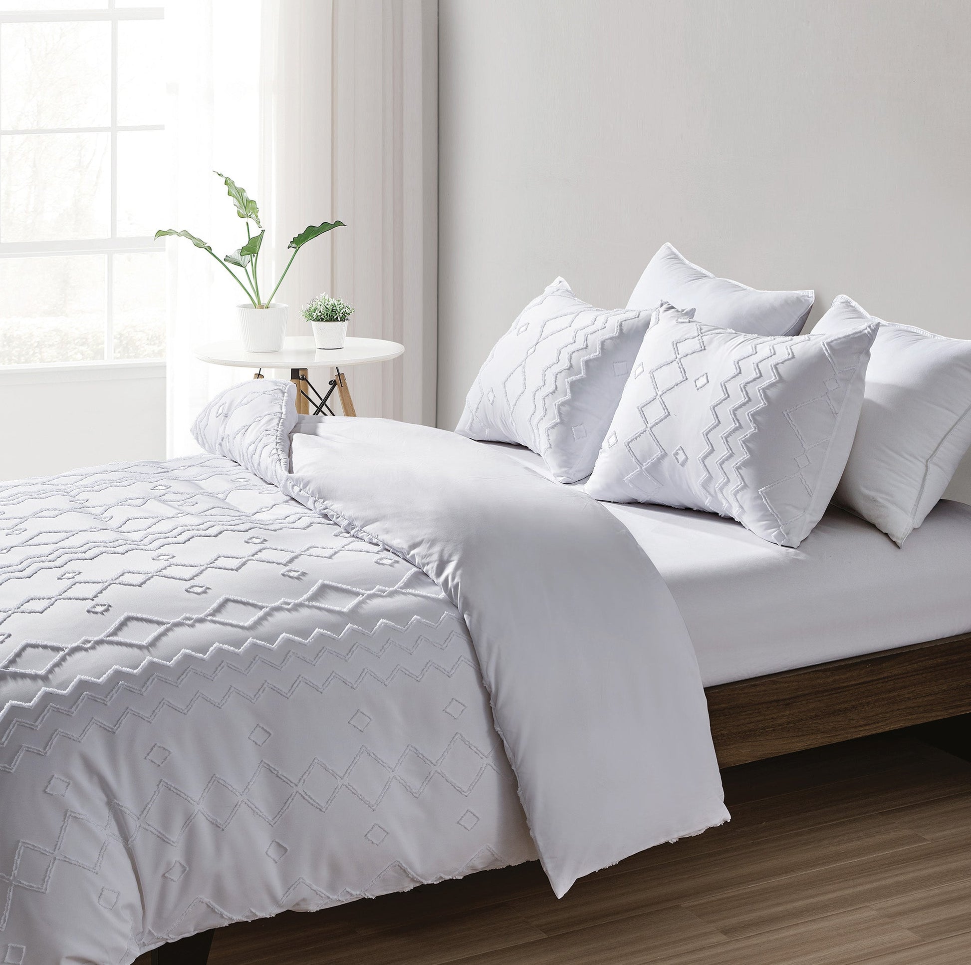 3-Piece Set: Bibb Home Tufted Clipped Duvet Cover __label2:BOGO 30% OFF __stock:300 Bedding refund_fee:1200