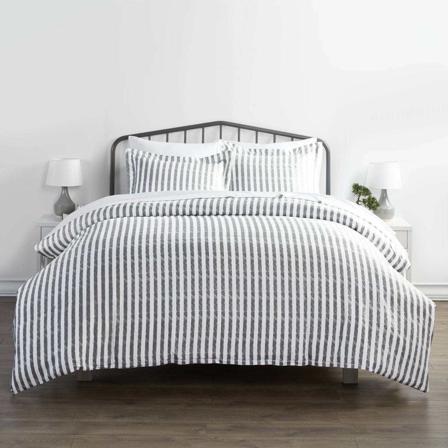 3-Piece Set: Rugged Stripes Patterned Duvet Cover Gray __label2:BOGO 30% OFF Bedding Low stock refund_fee:1200