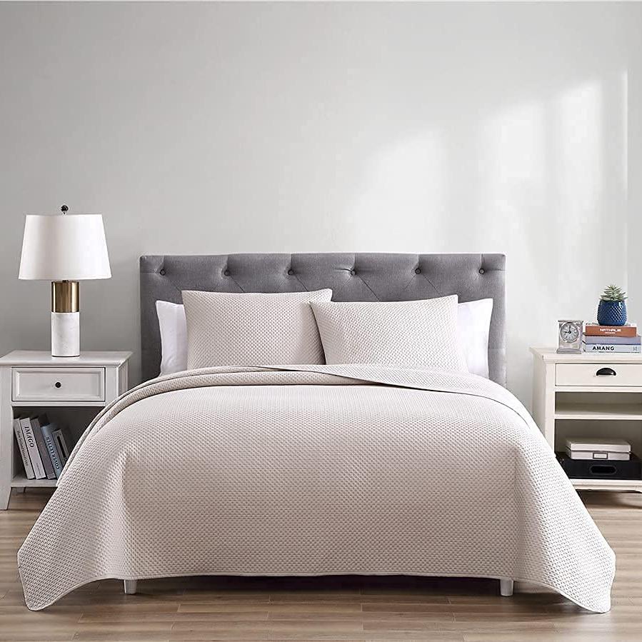 3-Piece: The Nesting Company Aspen Bedding Collection Embossed Quilt Coverlet Bedspread Set Taupe __label2:BOGO 30% OFF __stock:350 Bedding refund_fee:1800