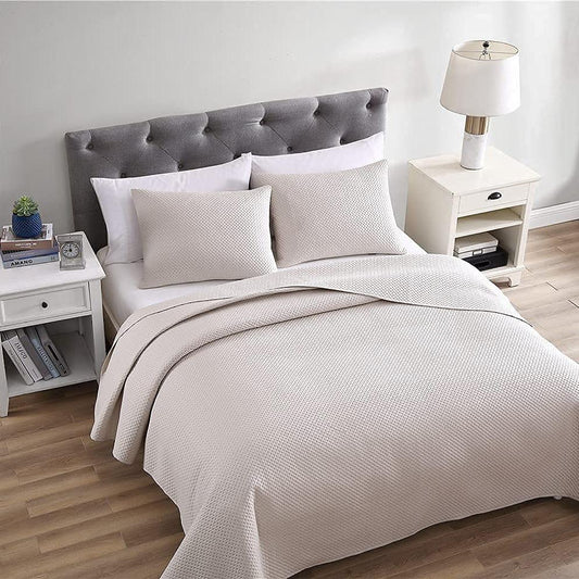 3-Piece: The Nesting Company Aspen Bedding Collection Embossed Quilt Coverlet Bedspread Set __label2:BOGO 30% OFF __stock:350 Bedding refund_fee:1800