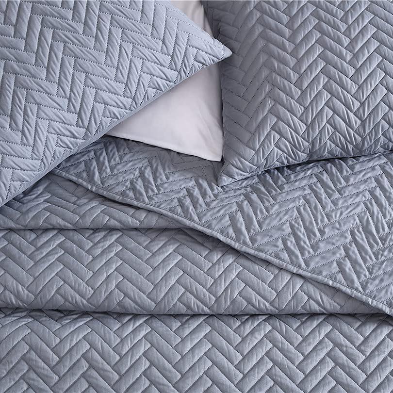 3-Piece: The Nesting Company Birch Bedding Collection Embossed Quilt Coverlet Bedspread Set __label2:BOGO 30% OFF __stock:350 Bedding refund_fee:1800