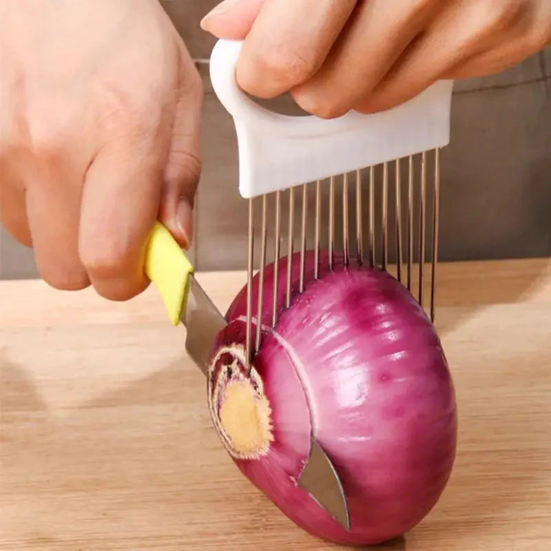 4-Pieces: All-In-One Onion Holder Slicer Set __stock:200 Kitchen & Dining refund_fee:800