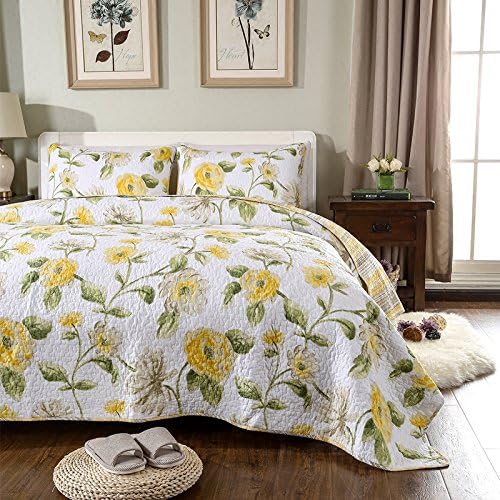 Yellow Flowers Quilt Set