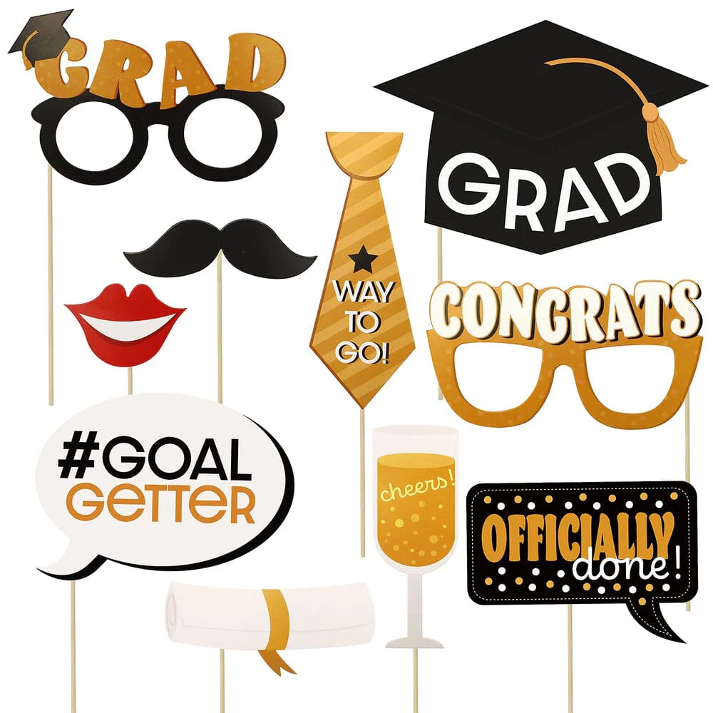 72-Piece: Graduation Cards Age Down __stock:50 Holiday Decor & Apparel refund_fee:800