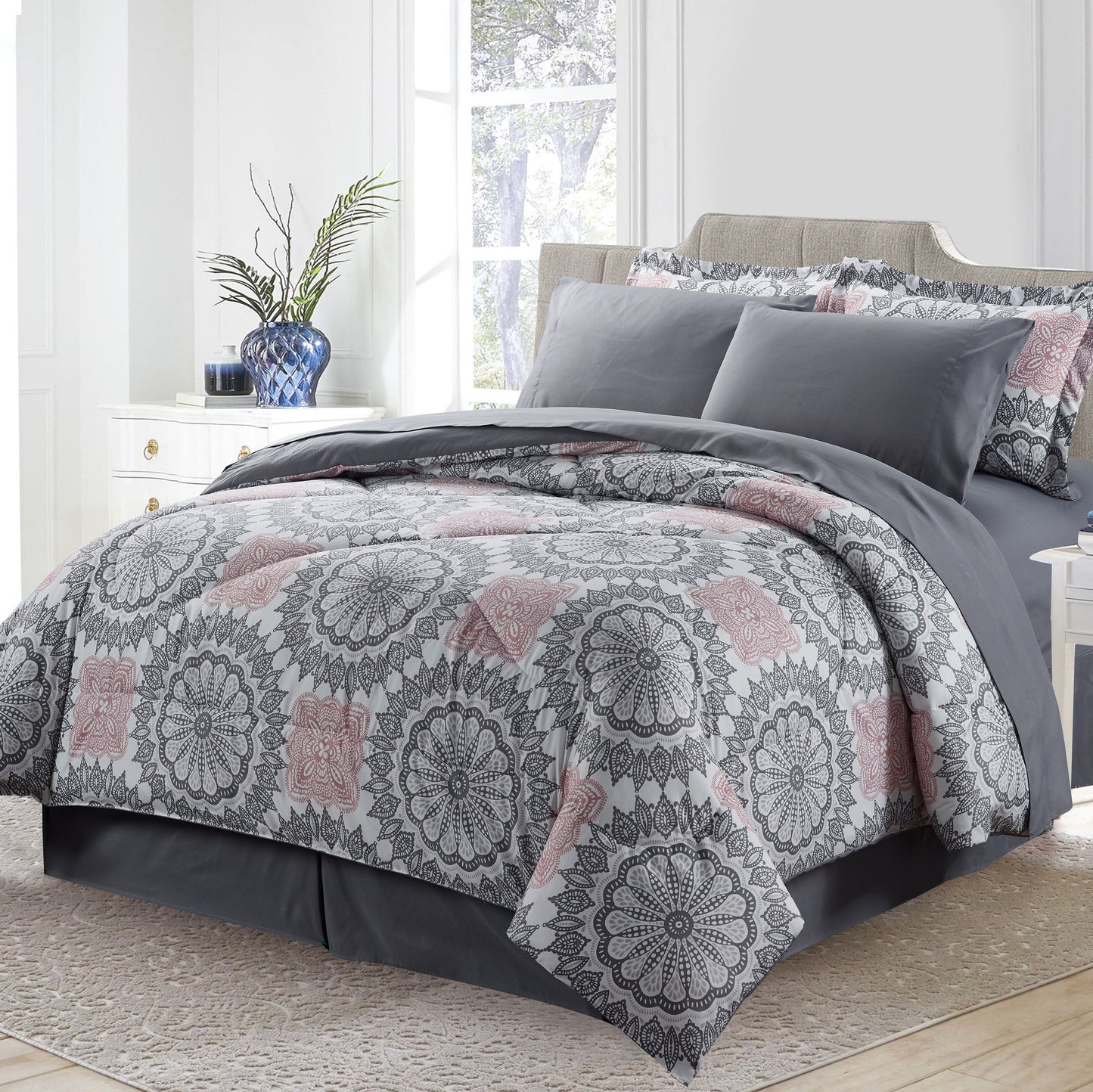 8-Piece: Down Alternative Bed in a Bag No. 1 __label2:BOGO 30% OFF Bedding refund_fee:1800