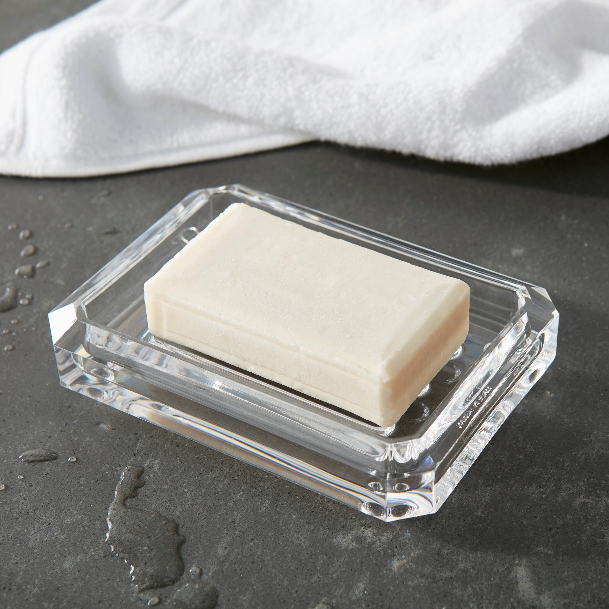 Diamond-Line Soap Dish