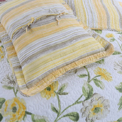 Yellow Flowers Quilt Set