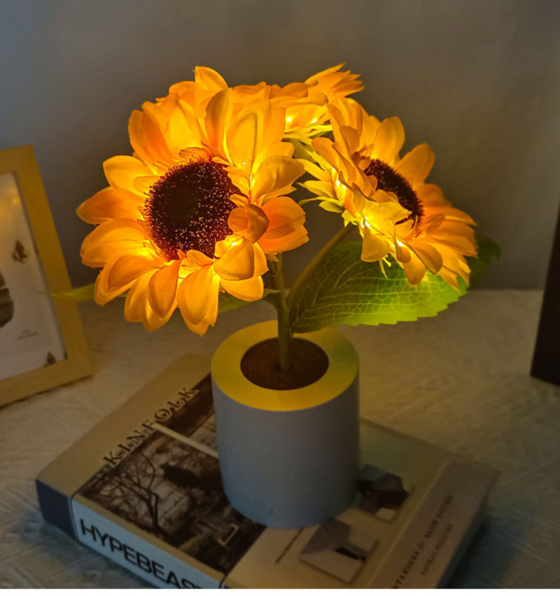 Sunflower Table Lamp