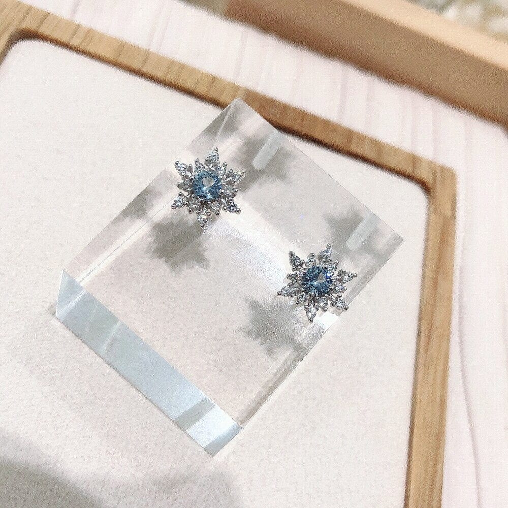 Snowflake Zircon Stud Earrings