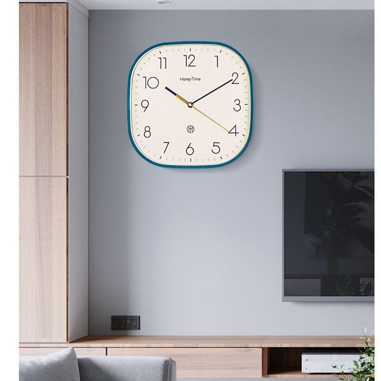 Ultra Silent Square Clock