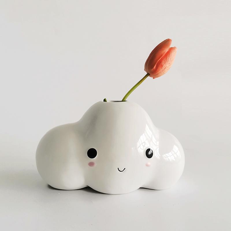 White Cloud Ceramic Vase