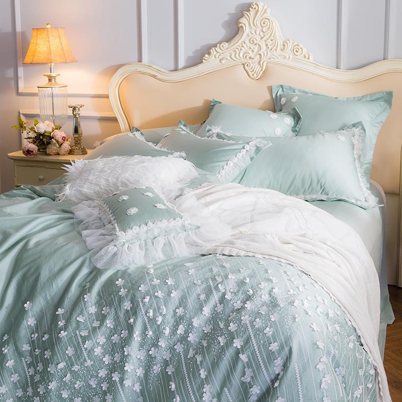 White Lace Garden Duvet Cover Set