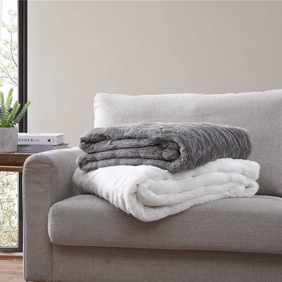 Juniper Faux Fur 50" x 70" Throw Blanket __label2:BOGO 30% OFF __stock:200 Bedding refund_fee:1800