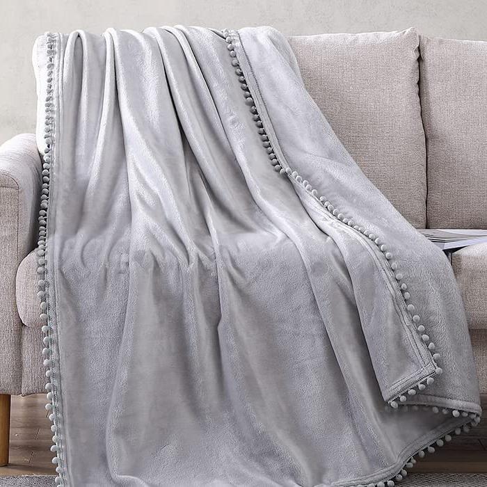 Walnut Flannel Pompom 50" x 70" Throw Blanket __label2:BOGO 30% OFF __stock:200 Bedding refund_fee:1200